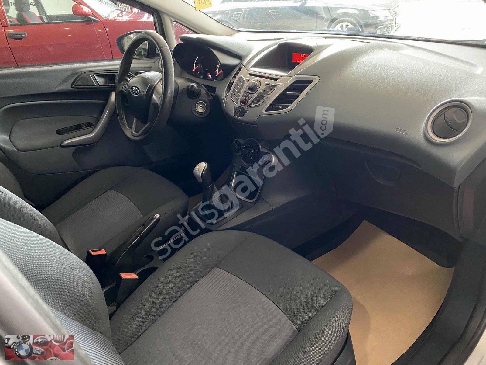 KÖKSAL OTOMOTIV'DEN 2011 FORD FIESTA TEMİZ BAKIMLI EXTRALI