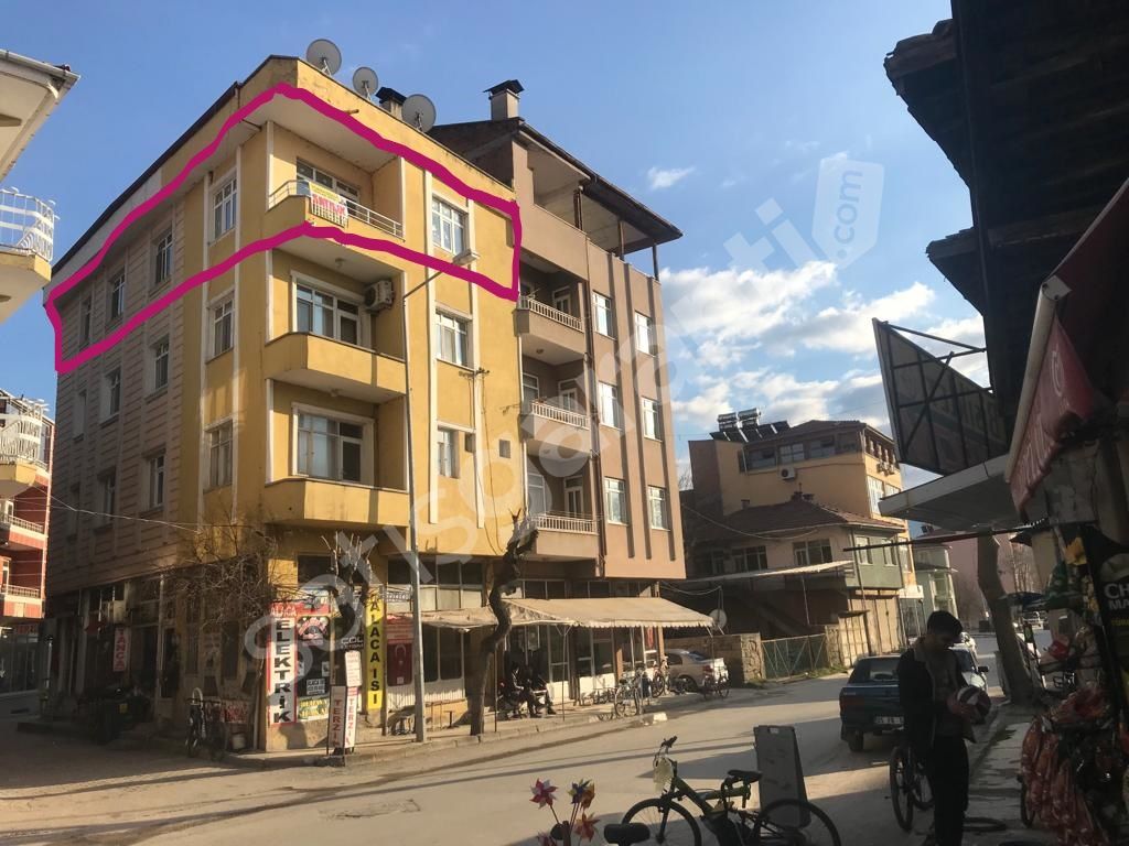 ÇARŞI MERKEZ de 2+1 HESAPLI DAİRE