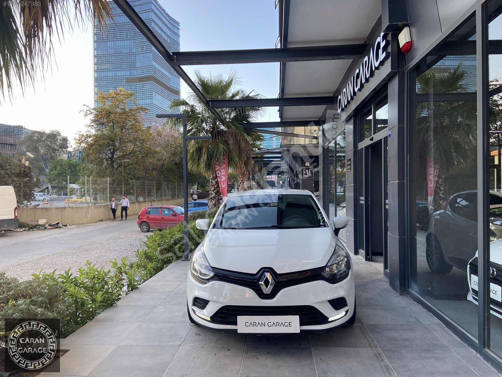 2018 MODEL SADECE 58.000 KMDE BOYASIZ MAKYAJLI 1.5 DCİ CLİO