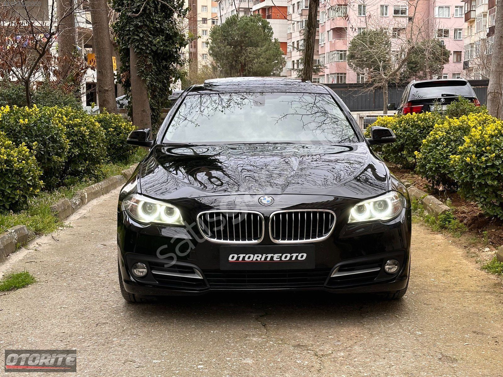 OTORİTE'DEN 2013 BMW 5.20İ PREMIUM BAKIMLI MASRAFSIZ...