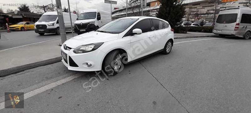 EMİN AUTO'DAN Focus 1.6 otomatik %50 NAKİT KALANI UYGUN VADELİ