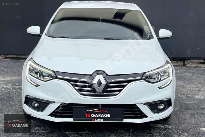 300.000 TL PEŞİNATLA 36 AY'A KADAR ELDEN VADELİ OTOMATİK MEGANE4