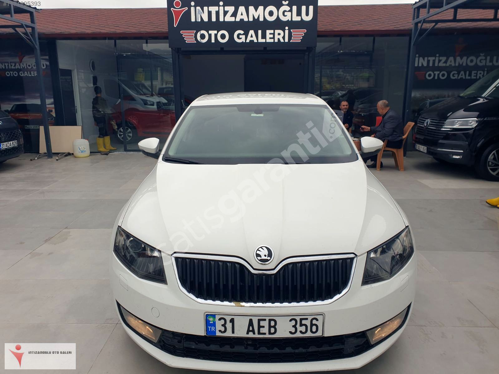 2015 MODEL SKODA OCTAVİA 1.6 TDİ STYLE DSG BOYASIZ 299.000 KM