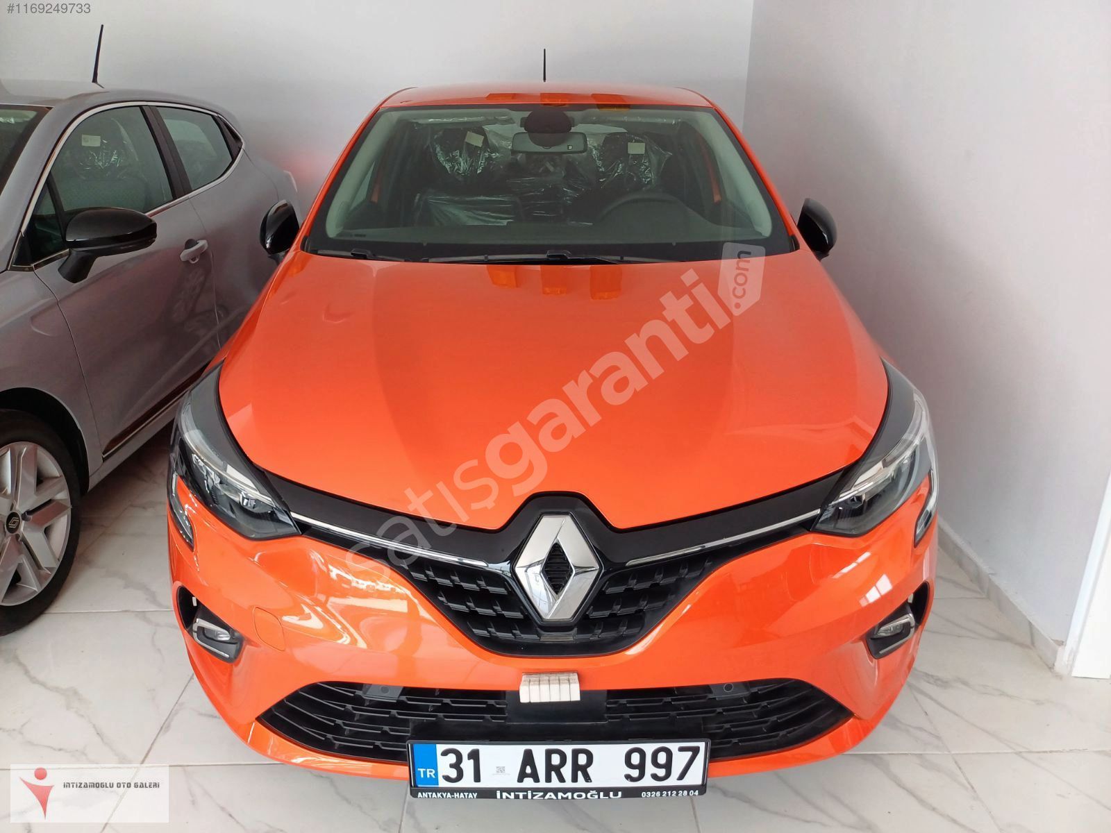 2023 MODEL RENAULT CLİO 1.0 TOUCH OTOMATİK BOYASIZ