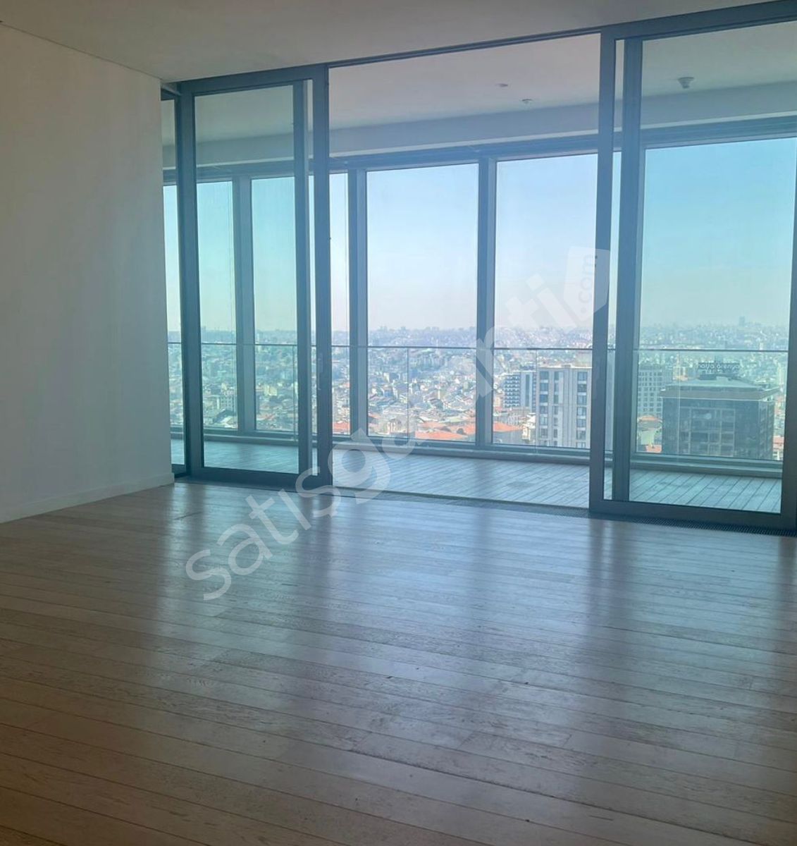 Levent Sapphire Residence Teraslı 3+1 Güncel Satılık Boş Daire