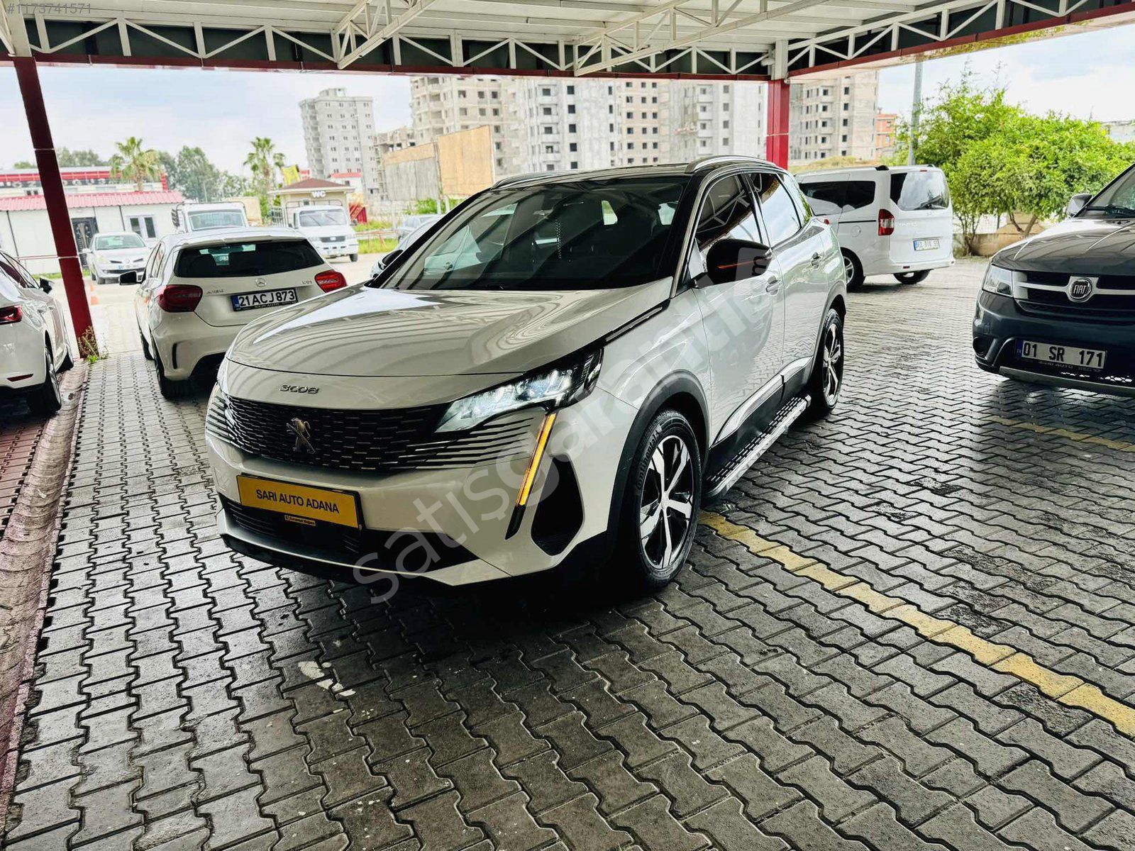 SARI AUTODAN HATASIZ 3008