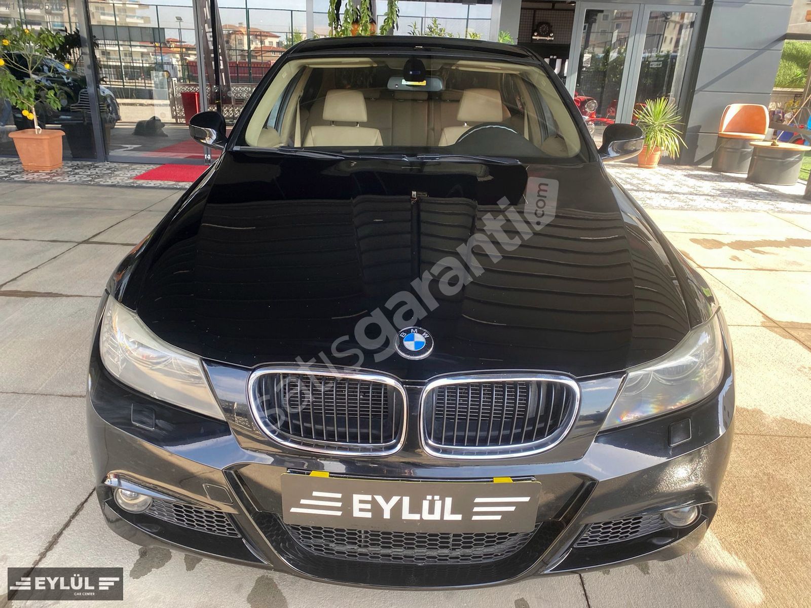 EYLÜL OTOMOTİVDEN 2010 MODEL HATASIZ TRAMERSİZ BMW 320