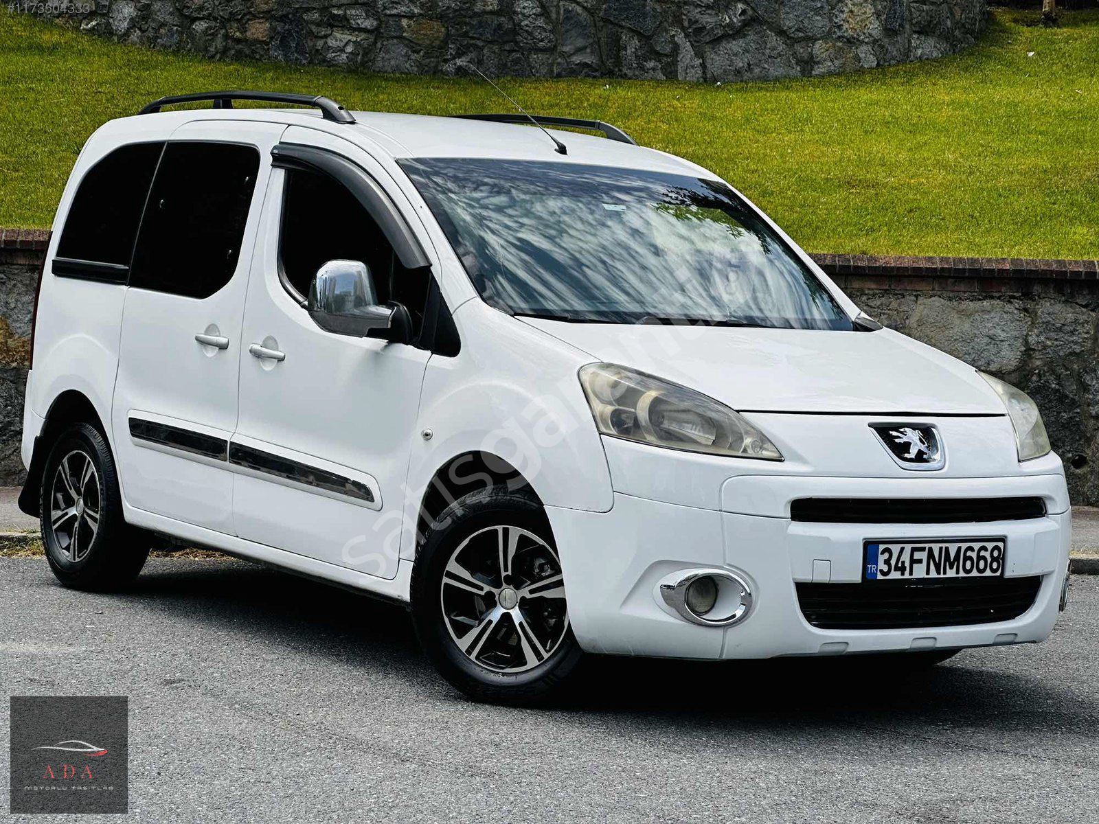 ADA'DAN 110 BİN PEŞİN 2012 MODEL PEUGEOT PARTNER 1.6 HDI PREMIUM