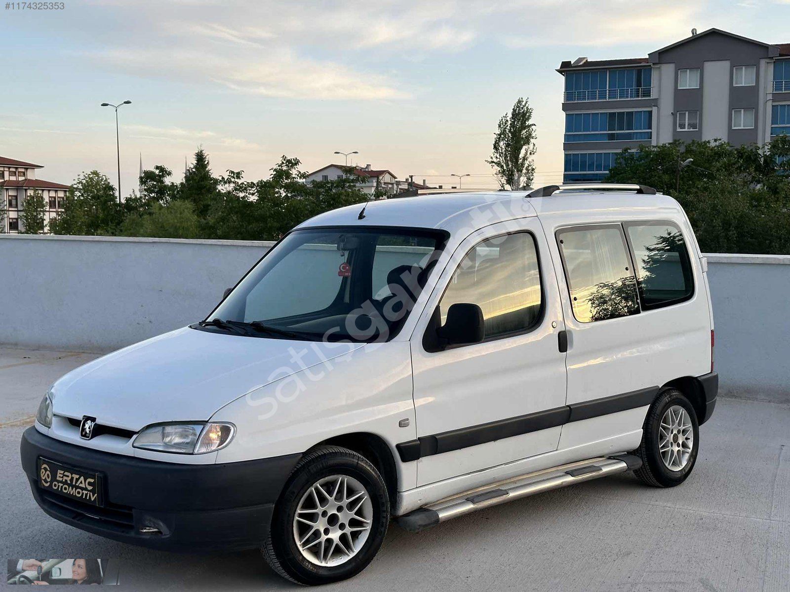 ERTAÇ OTOMOTİVDEN 2000 MODEL PARTNER 1.9 OTOMOBİL RUHSATLI