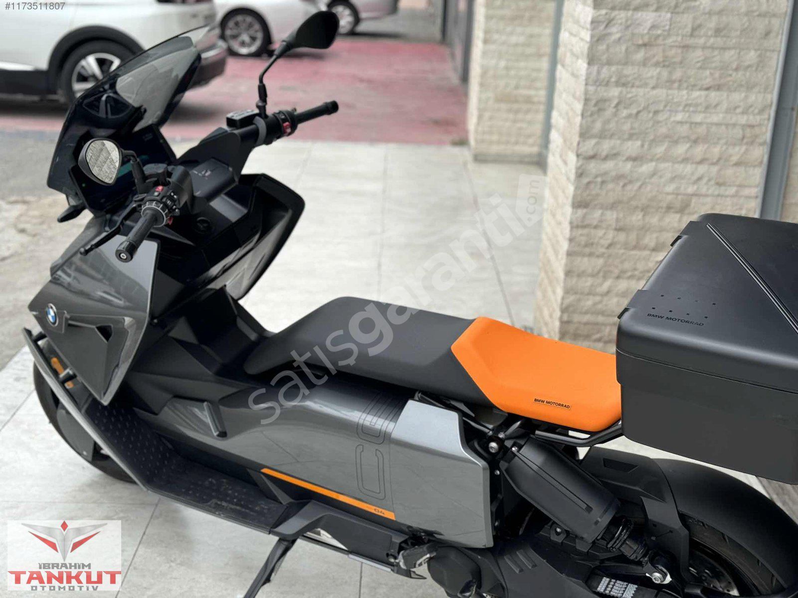 İBRAHİM TANKUT OTOMOTİV'den BMW CE04 HIZLI SARJ