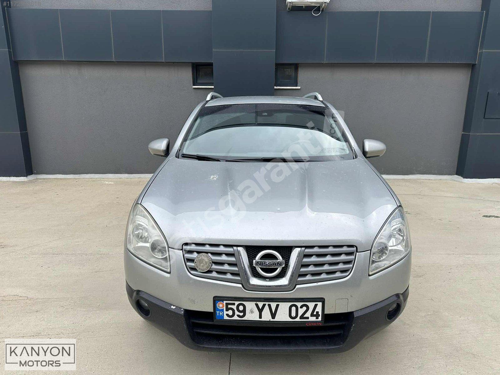 KANYON MOTORS'DAN 2010 Qashqai 1.5 DCİ MANUEL TEK PARÇA BOYALI