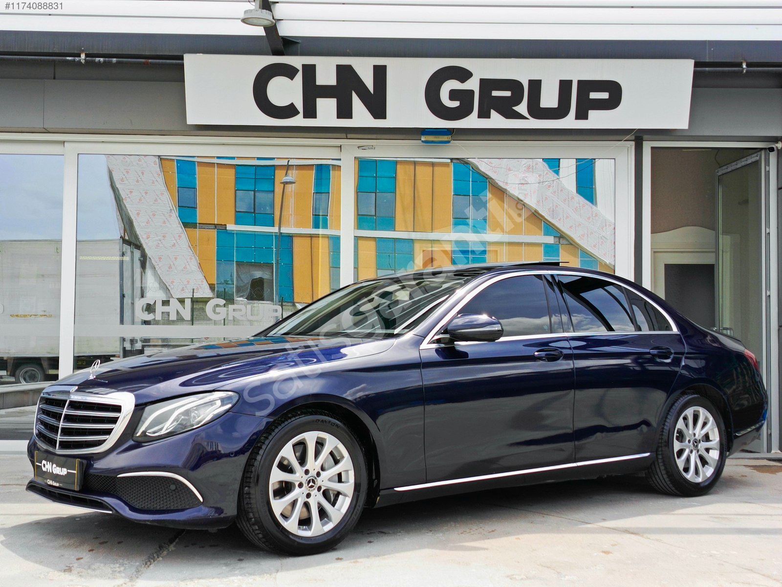 CHN Grup'2018 MERCEDES-BENZ E300 9G-T.-LACİVERT İÇİ TABA-COMMAND