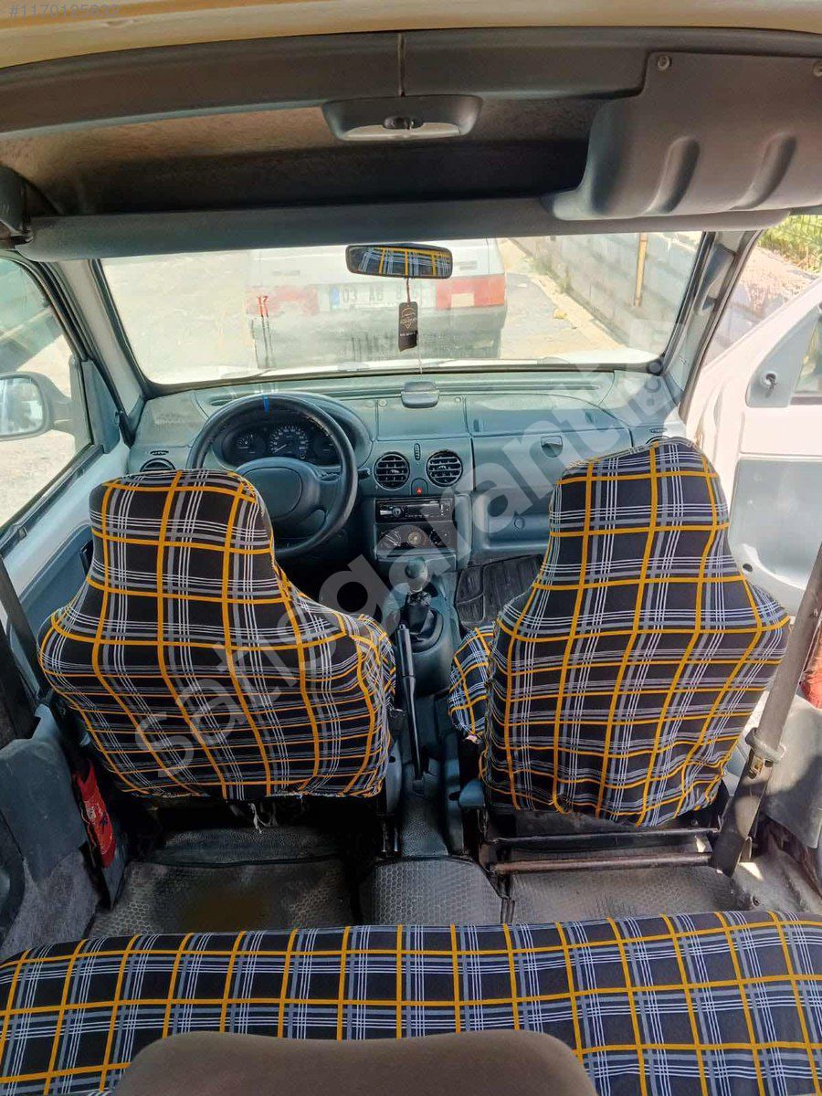 RENAULT KANGO (Selçuk Özdemir auto güvencesiyle)