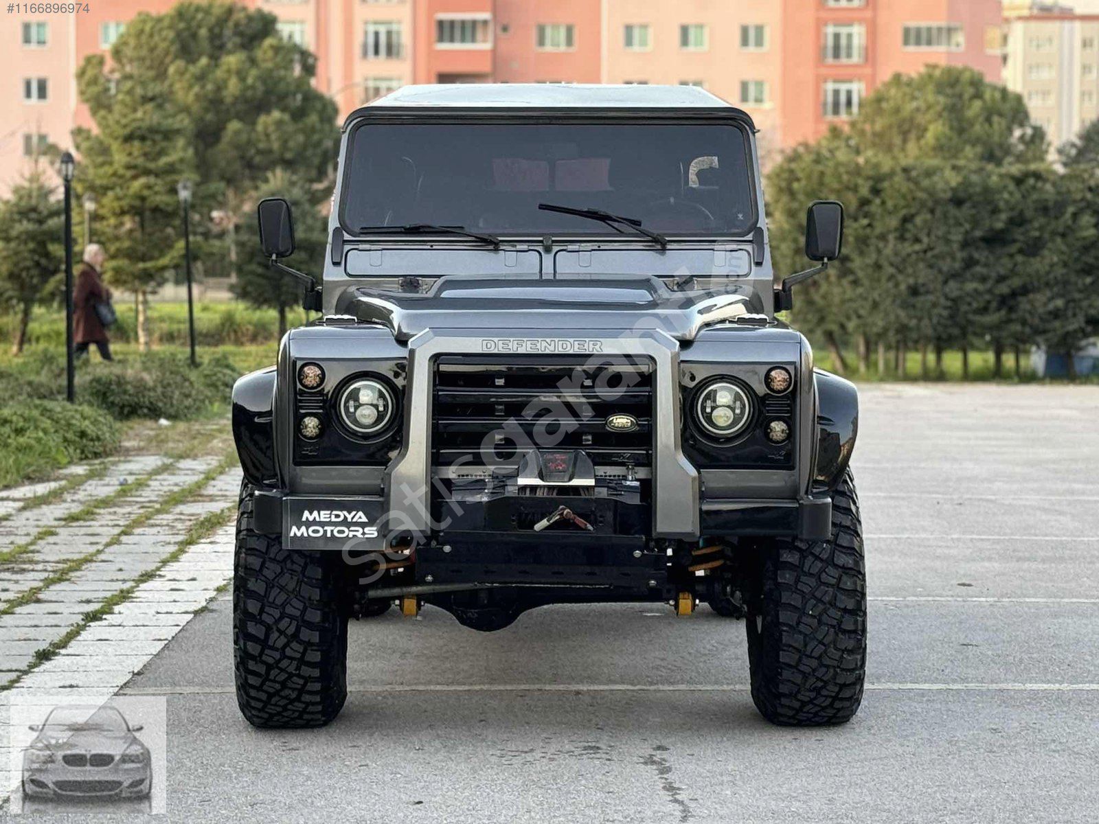 MEDYA MOTORS 1991/110 2.5TDİ/CREW-CAB/SIFIR RESTORE/OFFROAD PACK