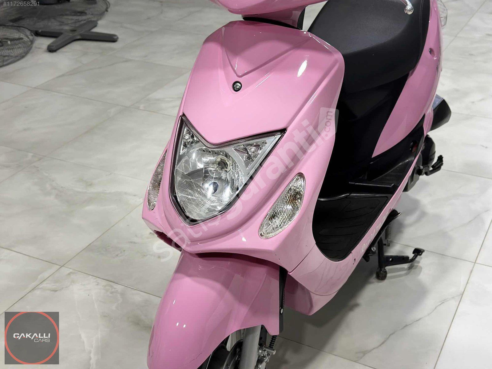 PEMBE RENK 50 cc SİGORTA YOK MTV YOK B EHLİYET YETERLİ 3 BİN KM
