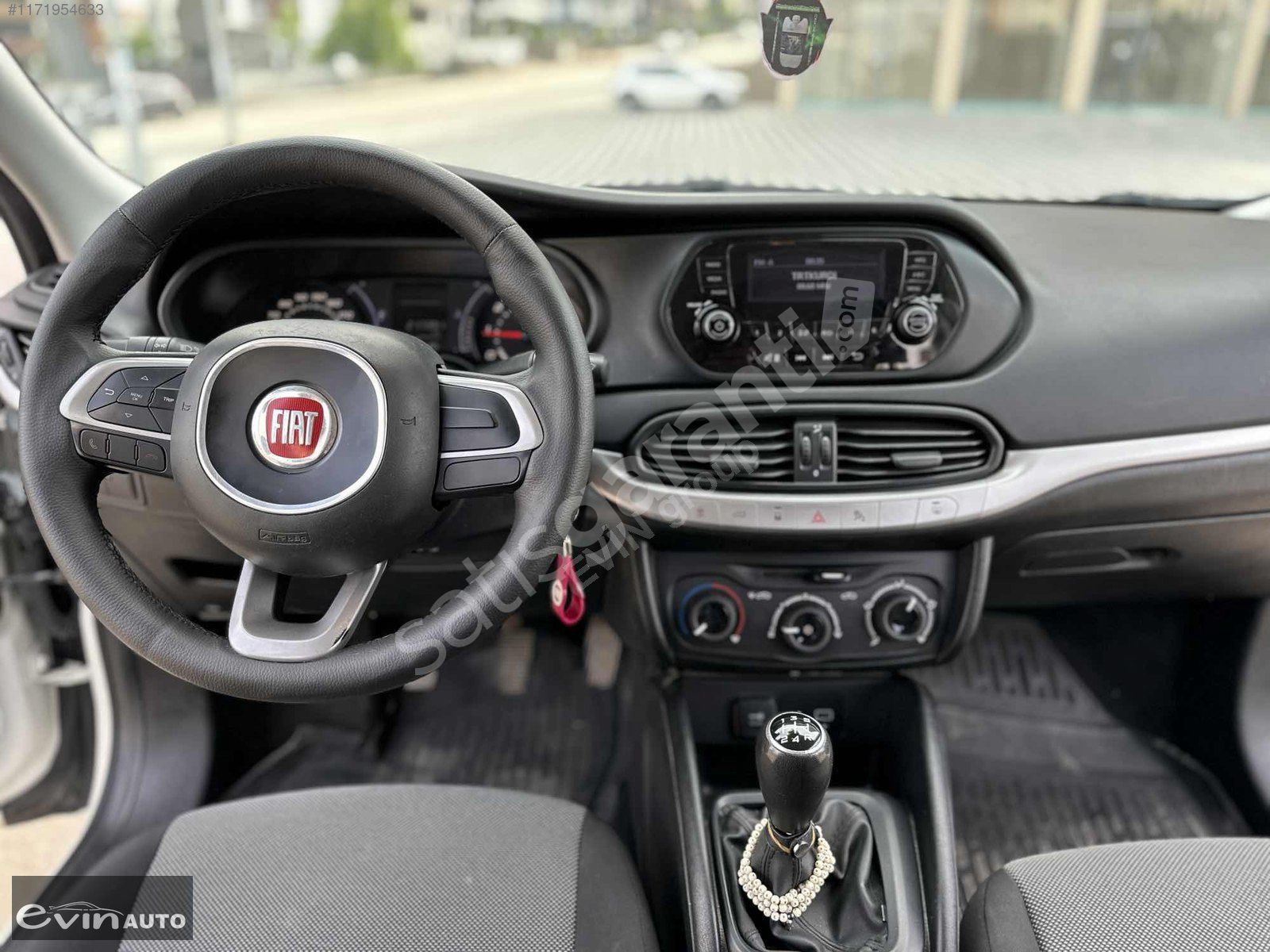 2017 MODEL HATASIZ BOYASIZ DÜŞÜK KM