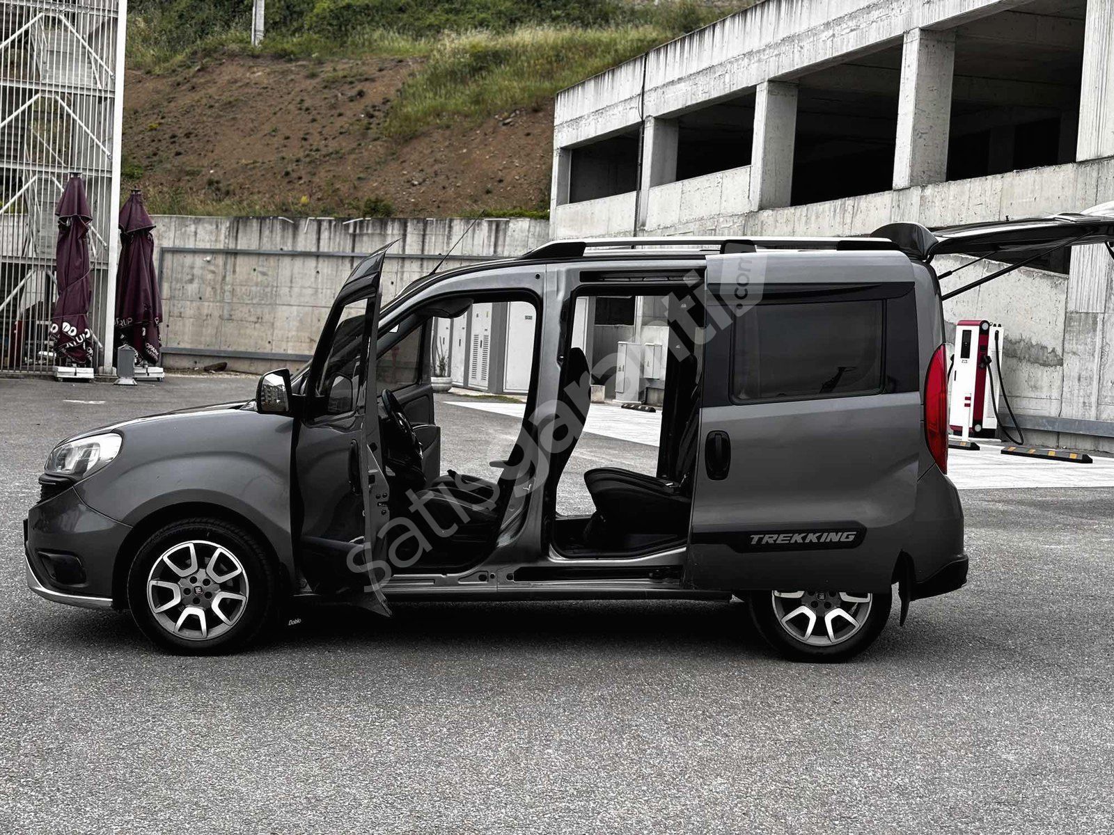 SAKLIKENT MOTORS FULL BAKIMLI TEMİZ 2017 DOBLO TREKKİNG