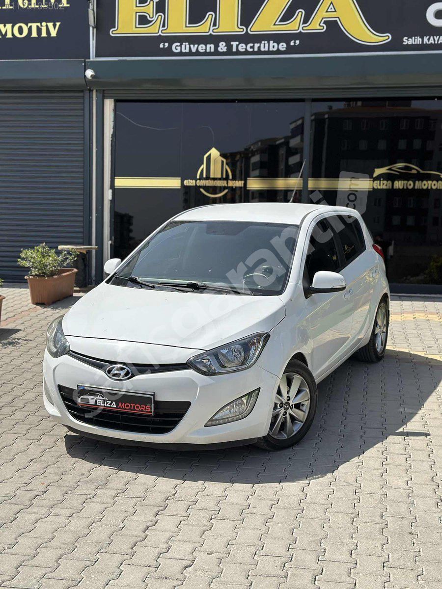 ELİZA AUTO MOTORSTAN HATASIZ BOYASIZ HYUNDAİ İ20 SENSE