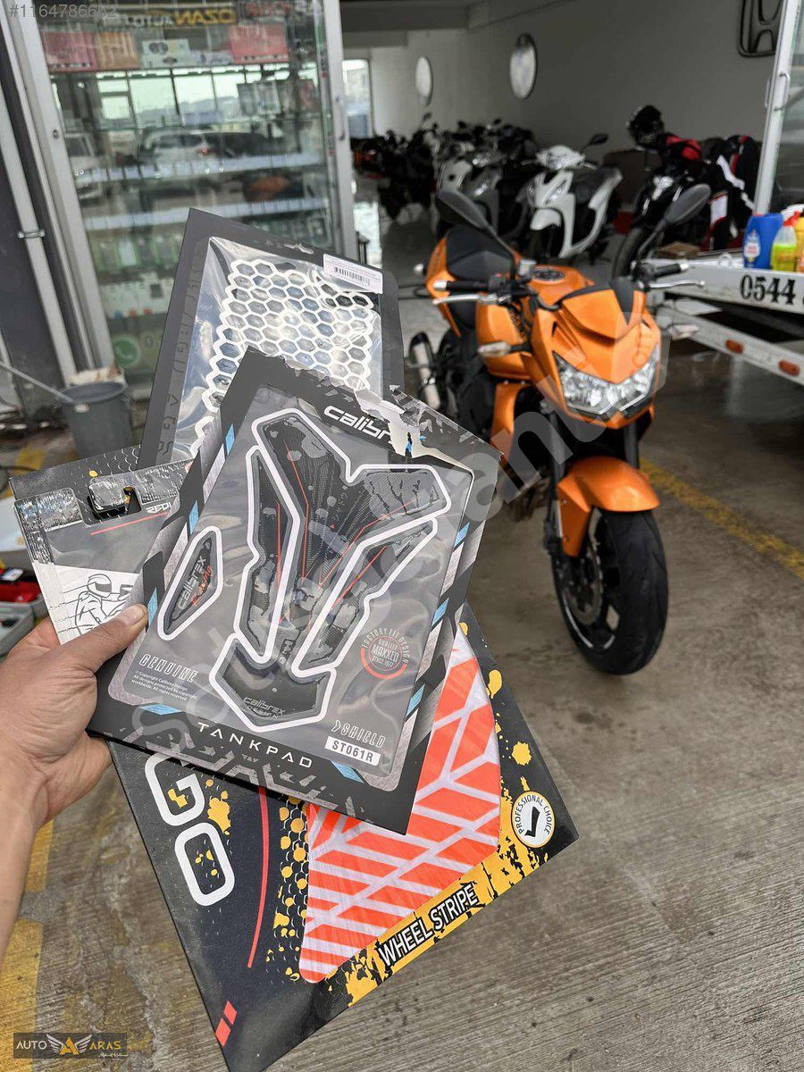 AUTO ARAS TAN KAWASAKİ Z 750 TURUNCU TUTULAN RENK