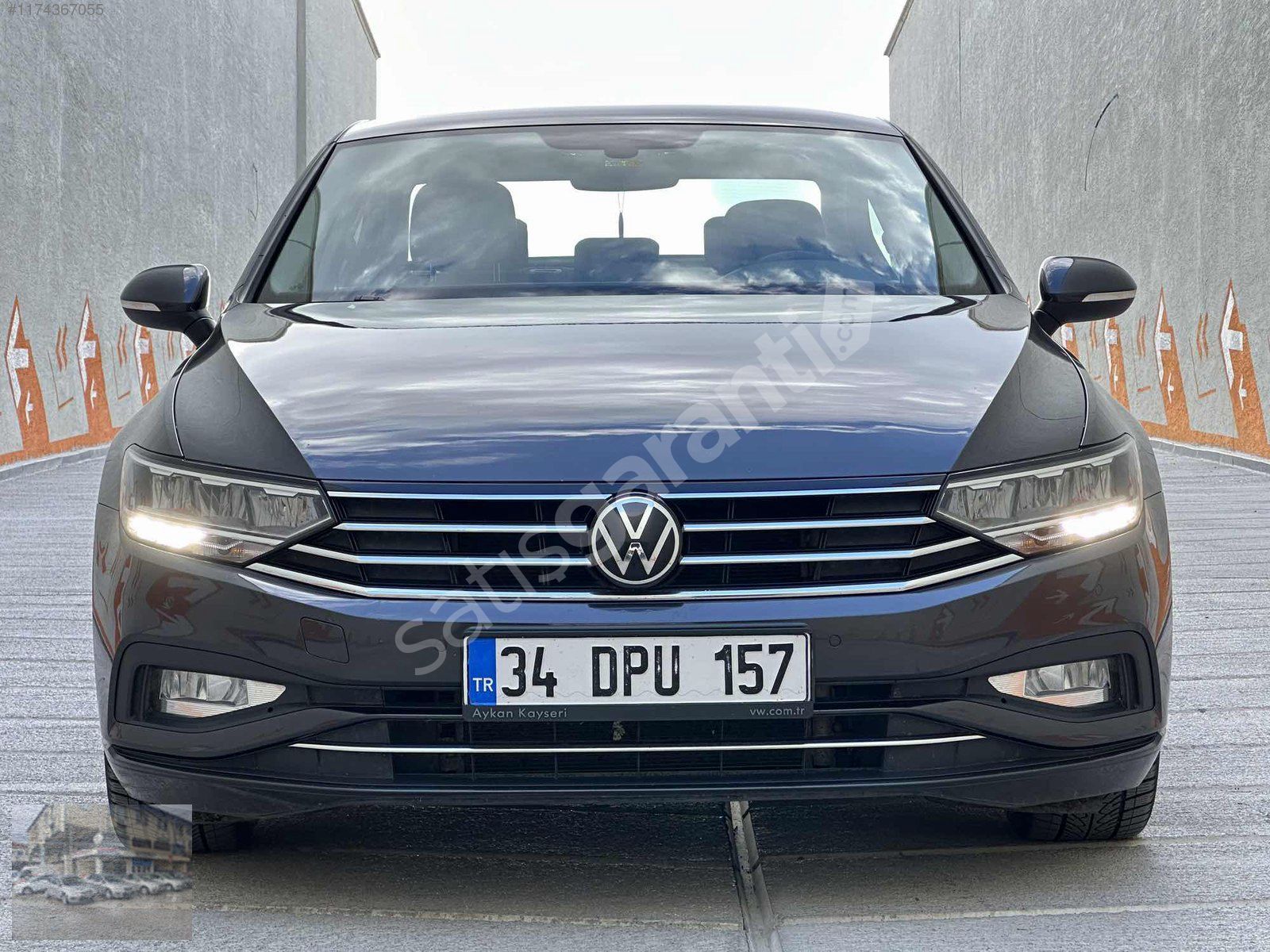 HATASIZ BOYASIZ 81.000 km 1.6 TDİ BUSİNESS