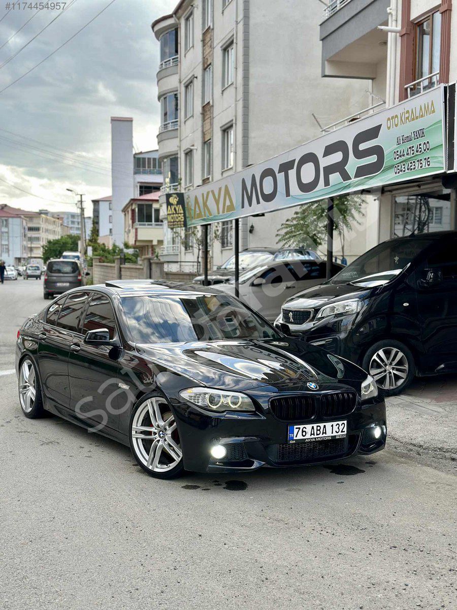 AKYA MOTORS//BMW 5.20 D//NBT/KOBRA VTES//M DREKSYON//KUSURSUZ