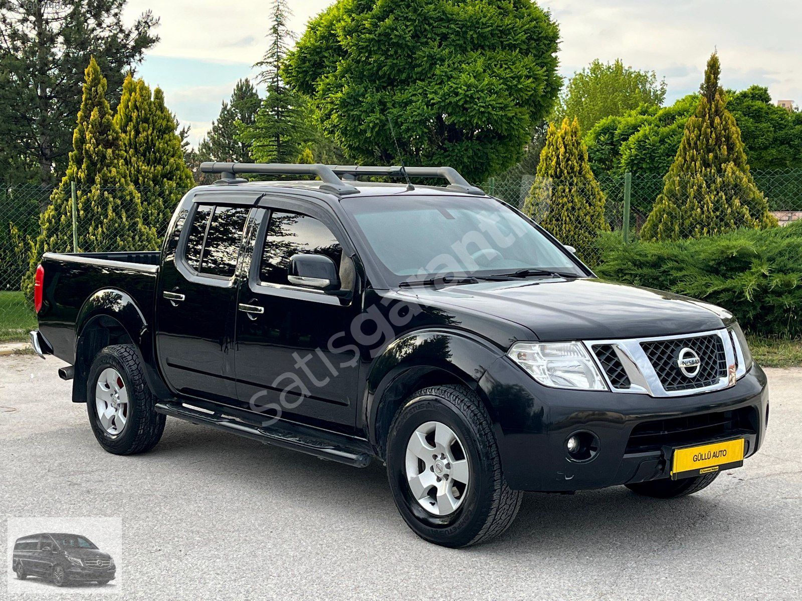GÜLLÜ OTO DAN 2013 NİSSAN NAVARA 4X2/ELDEN TAKSİT İMKANI
