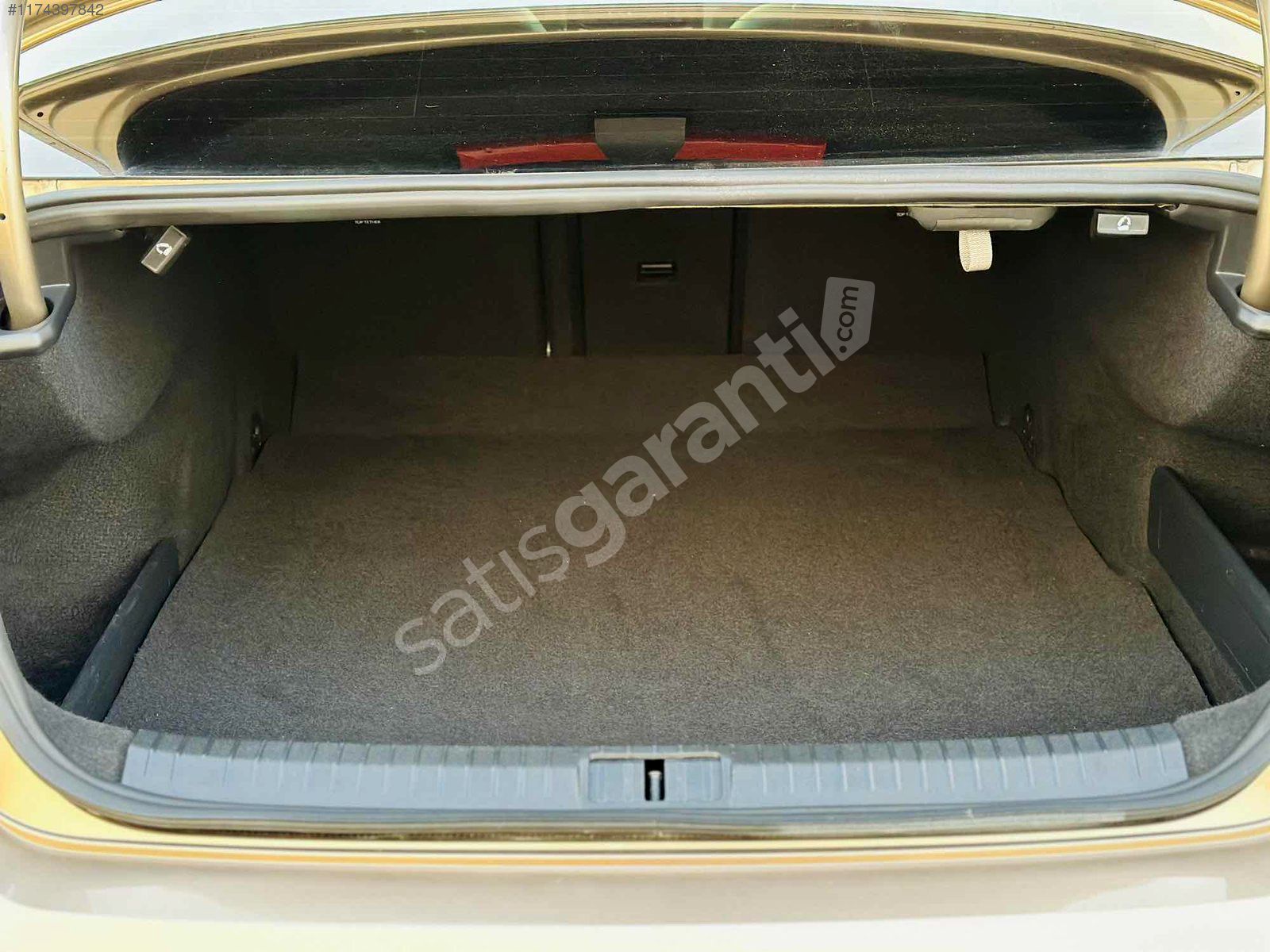 KARAKURT AUTO'DAN CAM TAVANLI