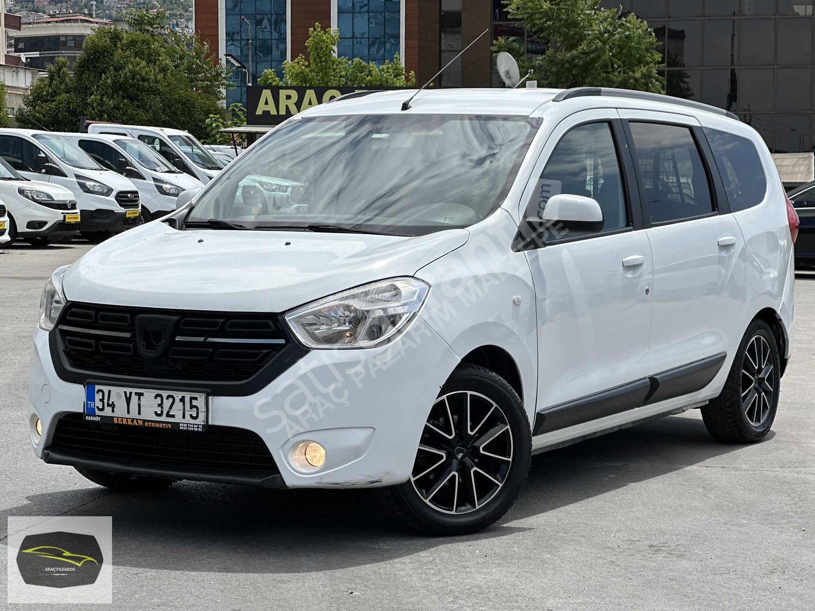 -132.000 KM- 2017 LODGY 1.5 DCİ LAURATE 4 CAM OTOM. DEĞİŞENSİZ