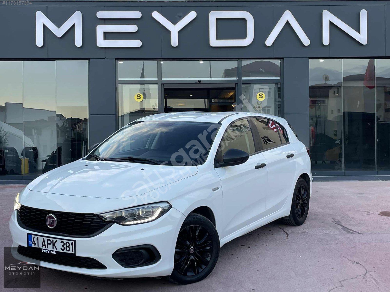 MEYDAN dan OTOMATİK HATASIZ BOYASIZ TRAMERSİZ FIRSAT ARACI