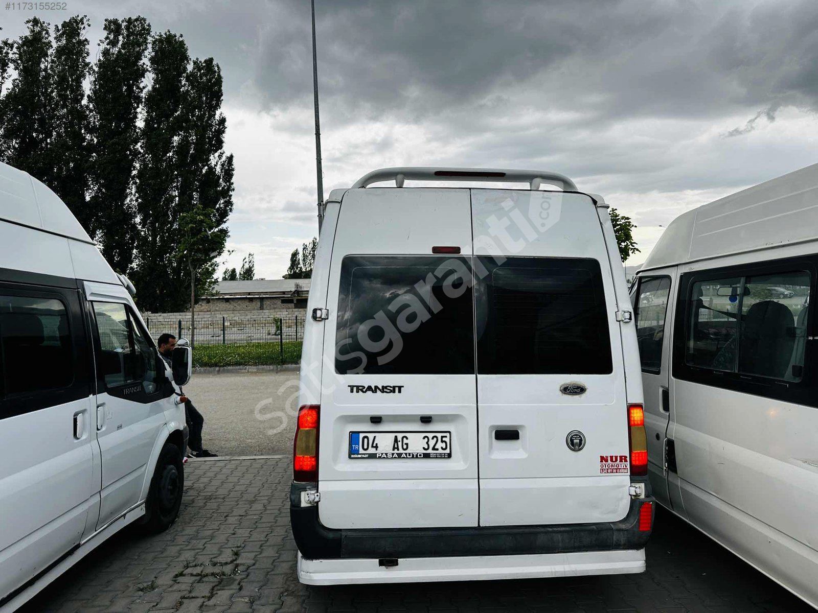 2008 model 14+1 transit