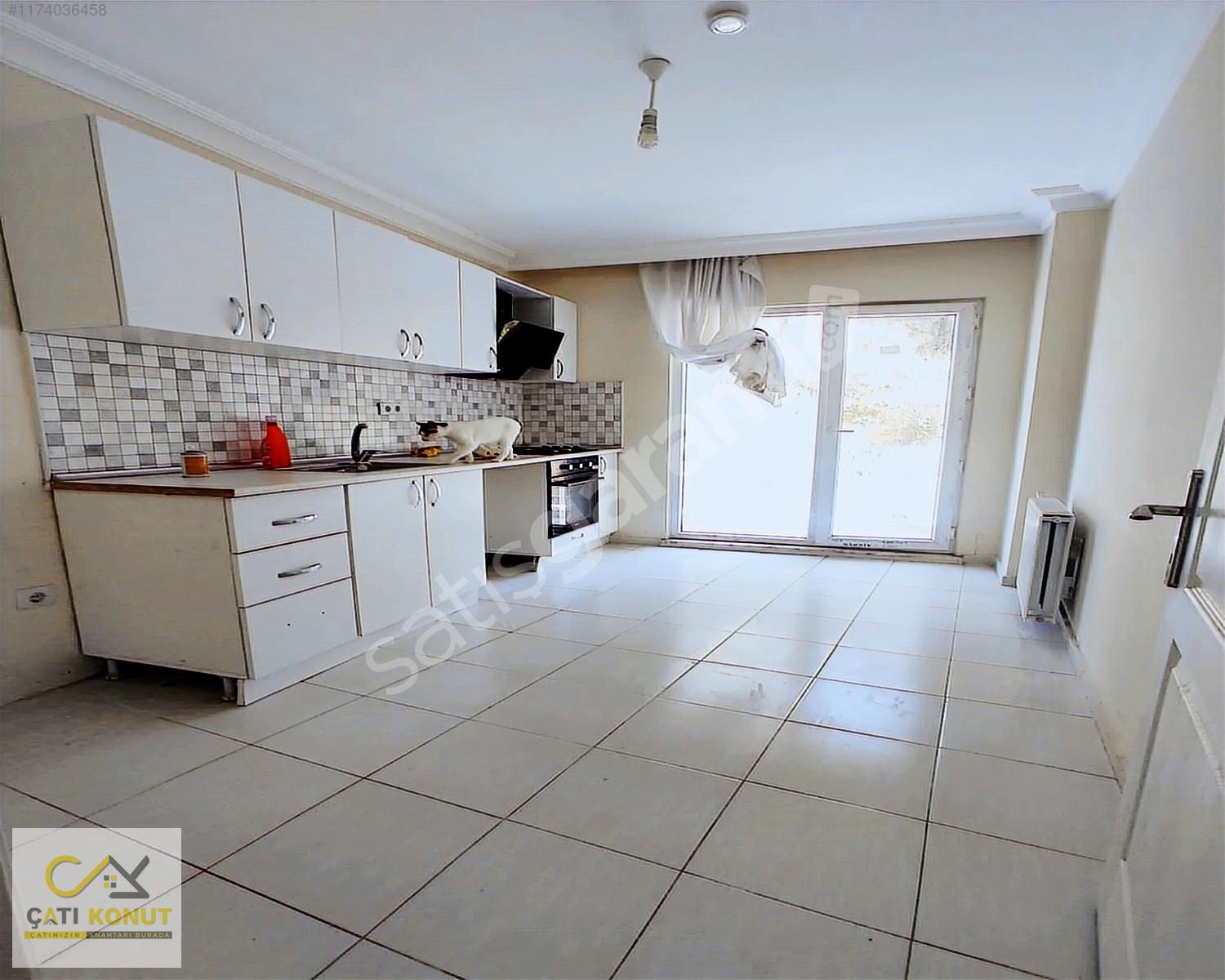 METROBÜSE YAKIN SİTE İÇİ 2+1 KİRALIK DAİRE