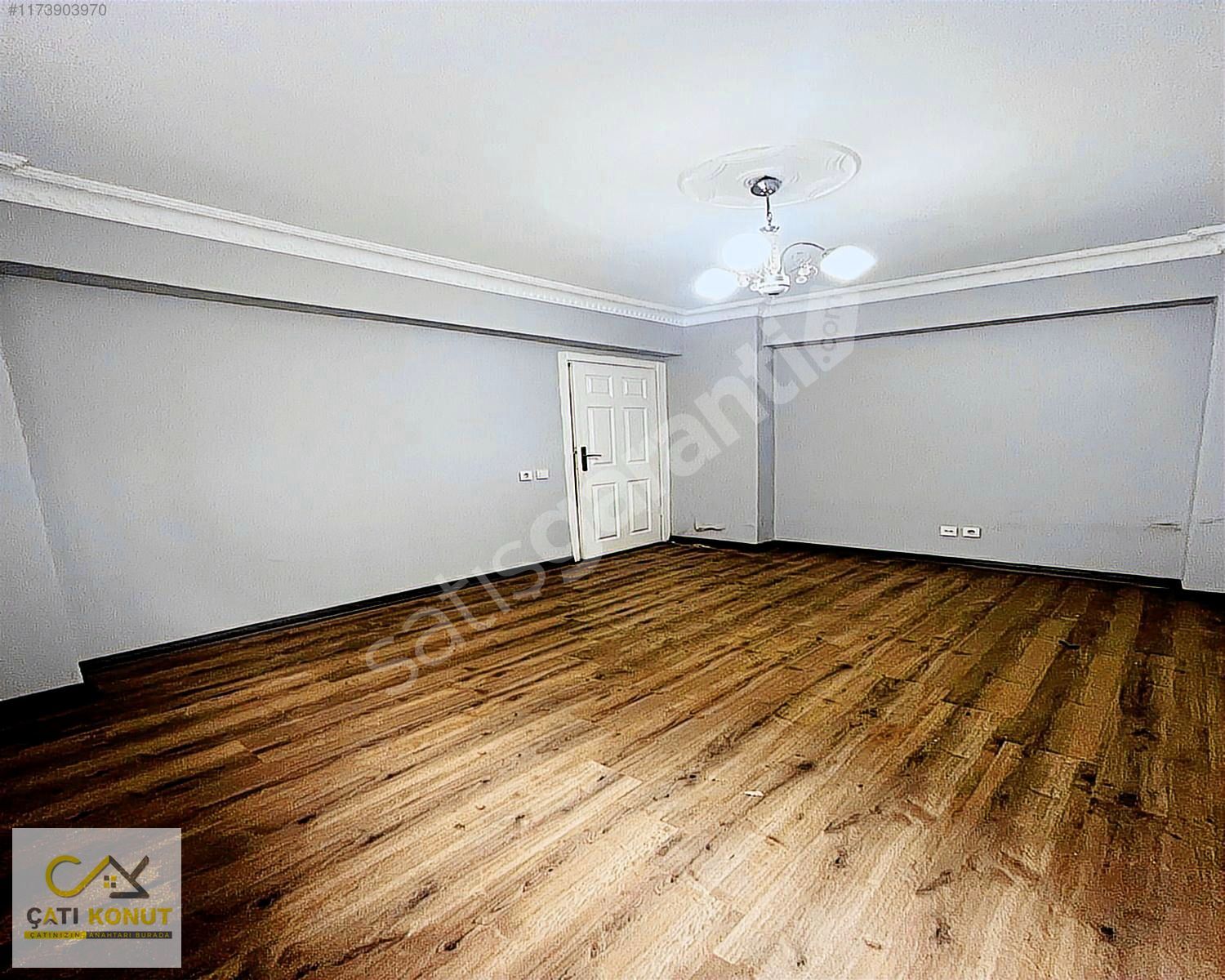 METROBÜSE YAKIN 2+1 BAHÇELİ KİRALIK DAİRE