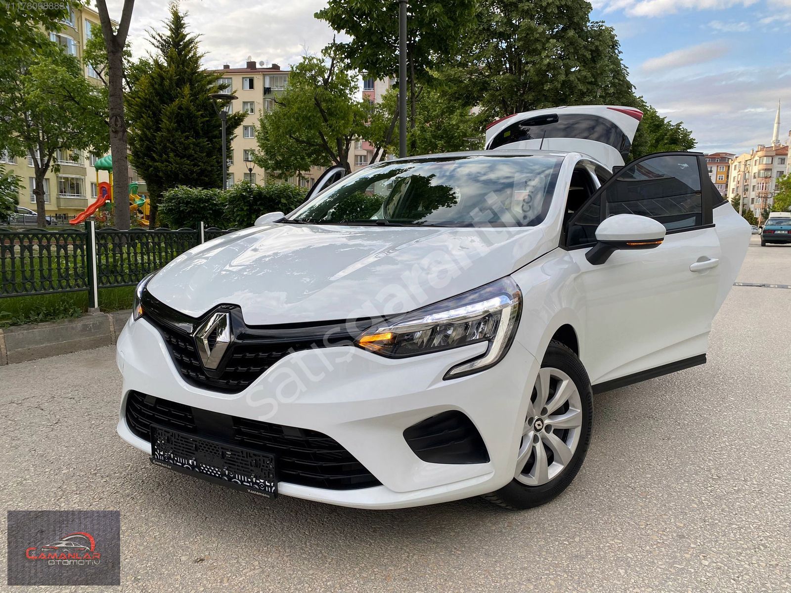 HATASIZ 2022MODEL 16,000 KM CLİO 1,0Tce JOY OTOMATİK TESLA EKRAN