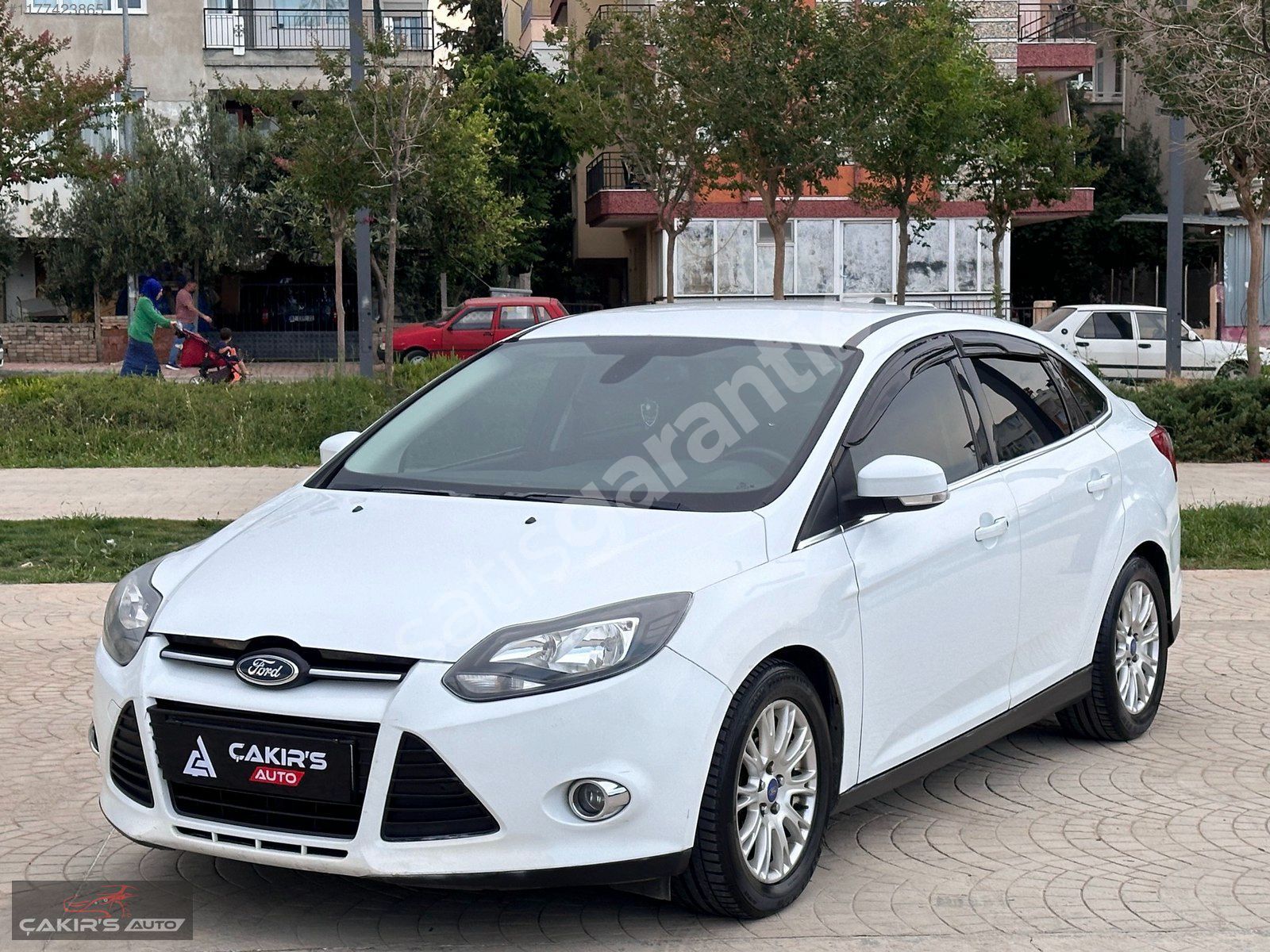 * 2012 MODEL DEĞİŞENSİZ 1.6 TDCI FOCUS TİTANİUM *
