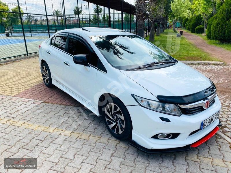 * 2013 MODEL BAKIMLI DOLU DOLU HONDA CIVIC *