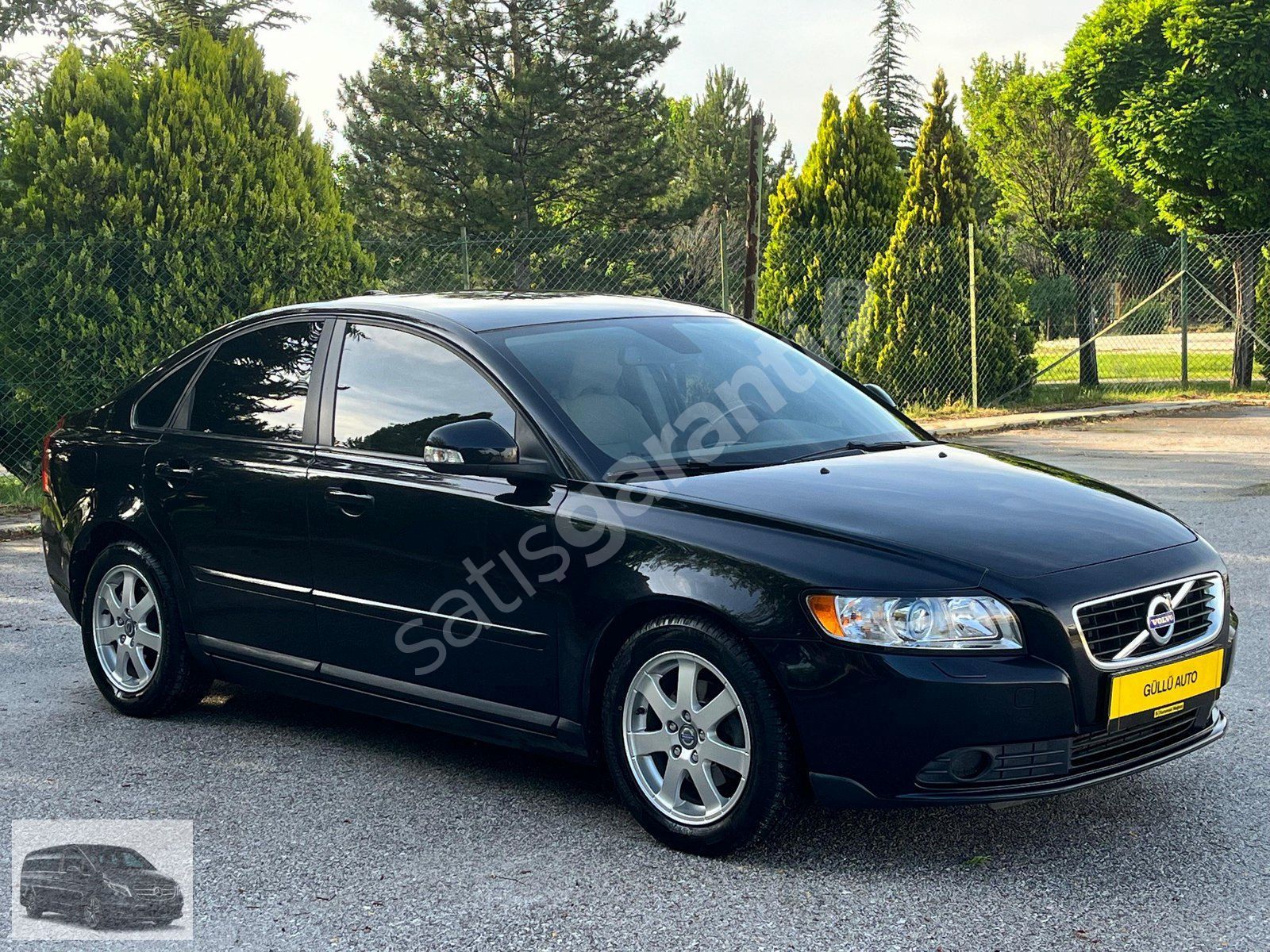 GÜLLÜ OTO DAN 2011 VOLVO S40 1.6D HATASIZ DÜŞÜK KM KREDİ İMKANI