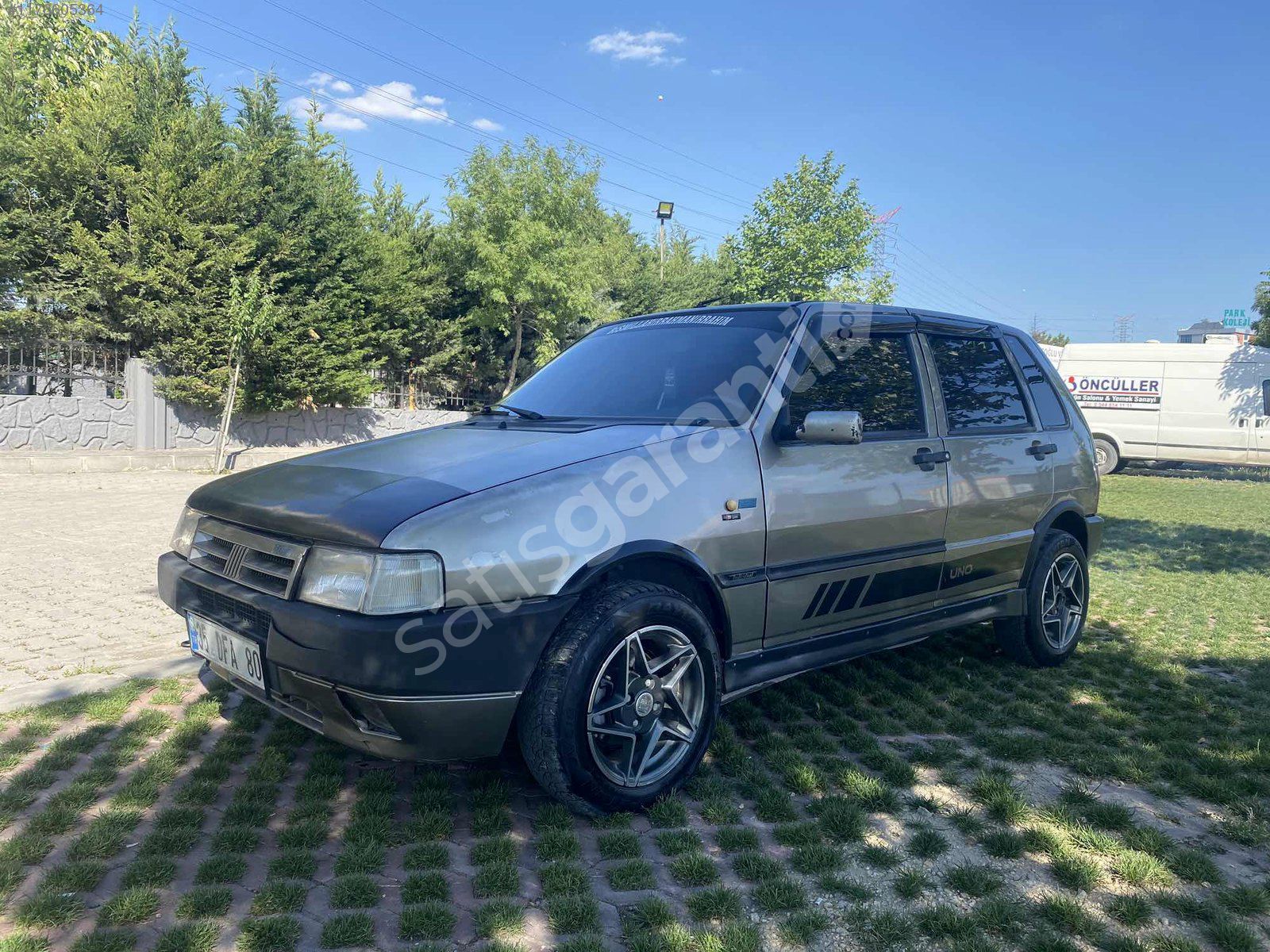 %70 peşinat ile FİAT UnO (SELÇUK ÖZDEMİR AUTO GÜVENCESİYLE )