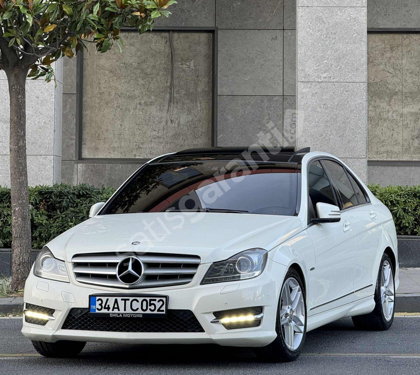 CHİLA | 2012 MAKYAJLI C180 AMG CAM TAVAN, F1, HATASIZ KONDİSYON