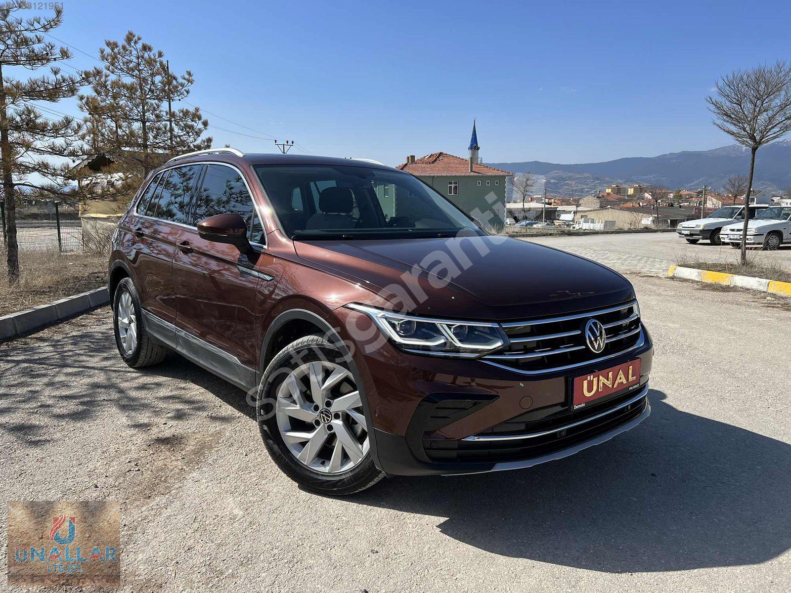 SIFIR KOKUSU ÜZERİNDE 2023 WOLKWAGEN TİGUAN 1,5 150ps ELEGANCE