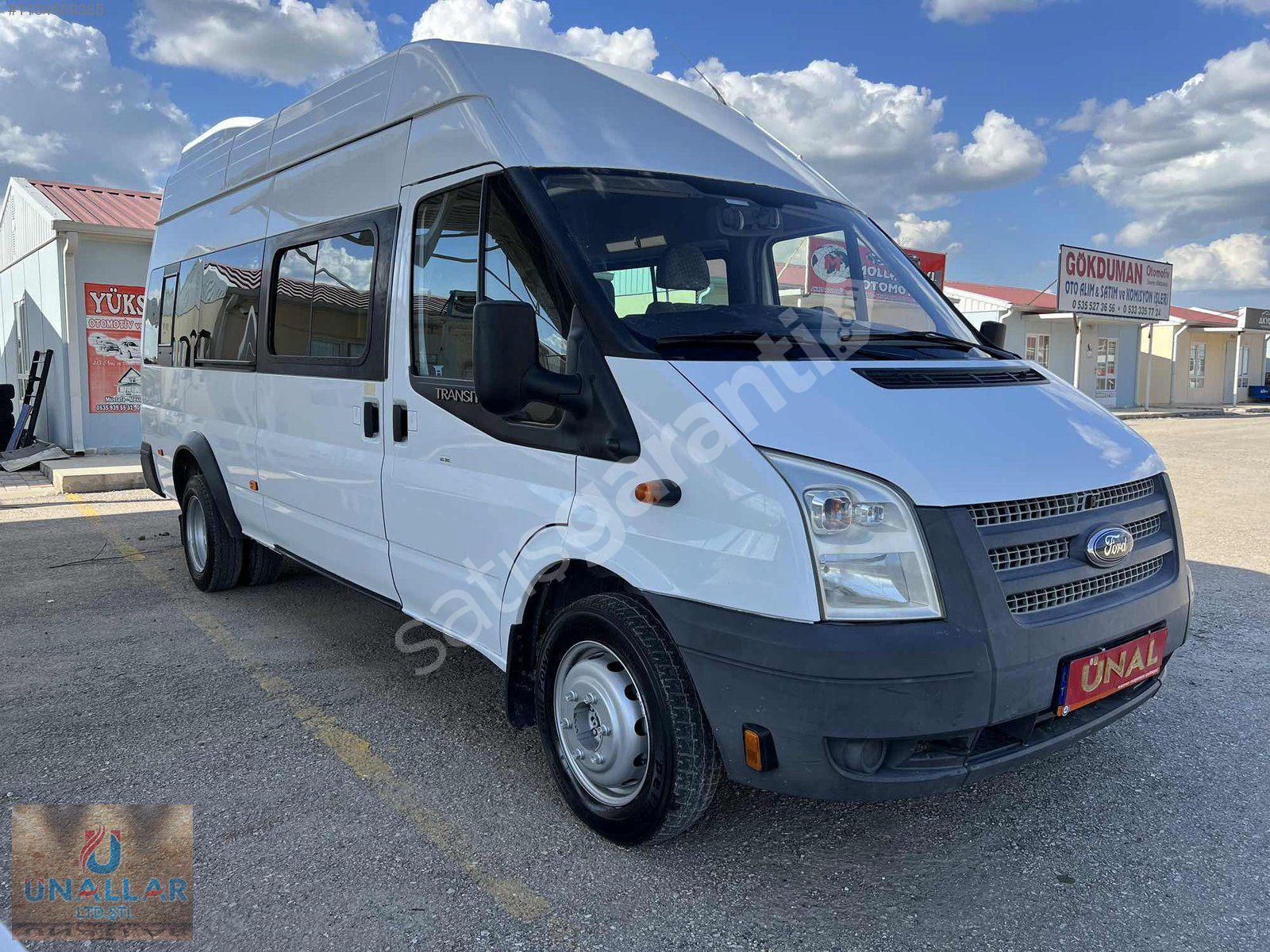 BAKIMLI 2013 FORD MİNİBÜS 14+1 KOLTUKLU ( ÇİFT KLİMALI)