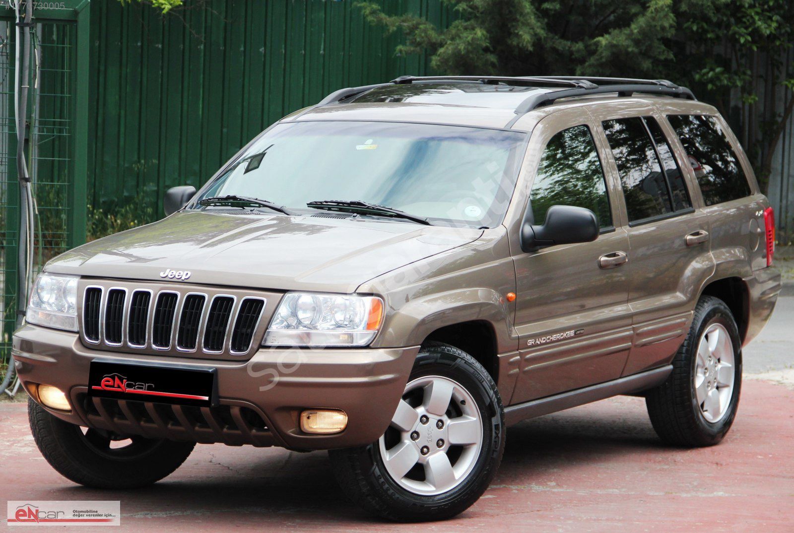 ENCAR'DAN 2001 4.7 G.CHEROKEE TR TEK EMSALSIZ BOYASIZ 123.000KM