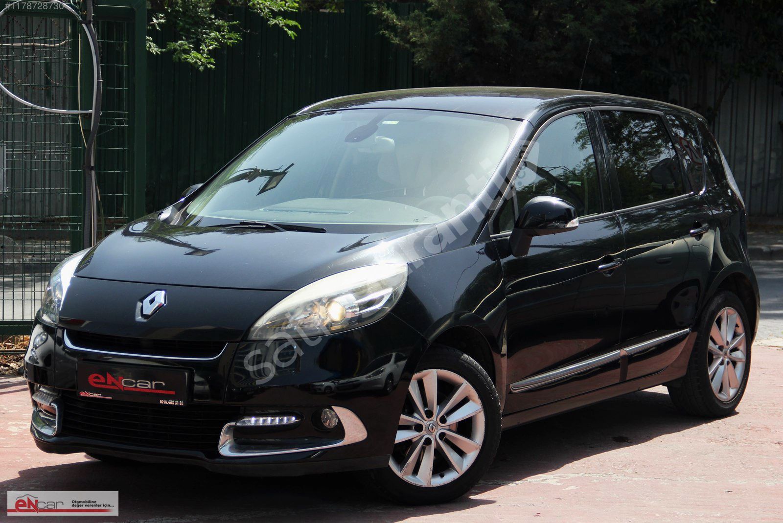 ENCAR'DAN 2013 SCENİC PRİVİLEGE 1.5DCI EDC 98.000KM KAZASIZ