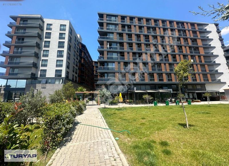 Turyap'tan Coordinat Bornova'da Eşyalı Açık Cepheli Satılık 2+1