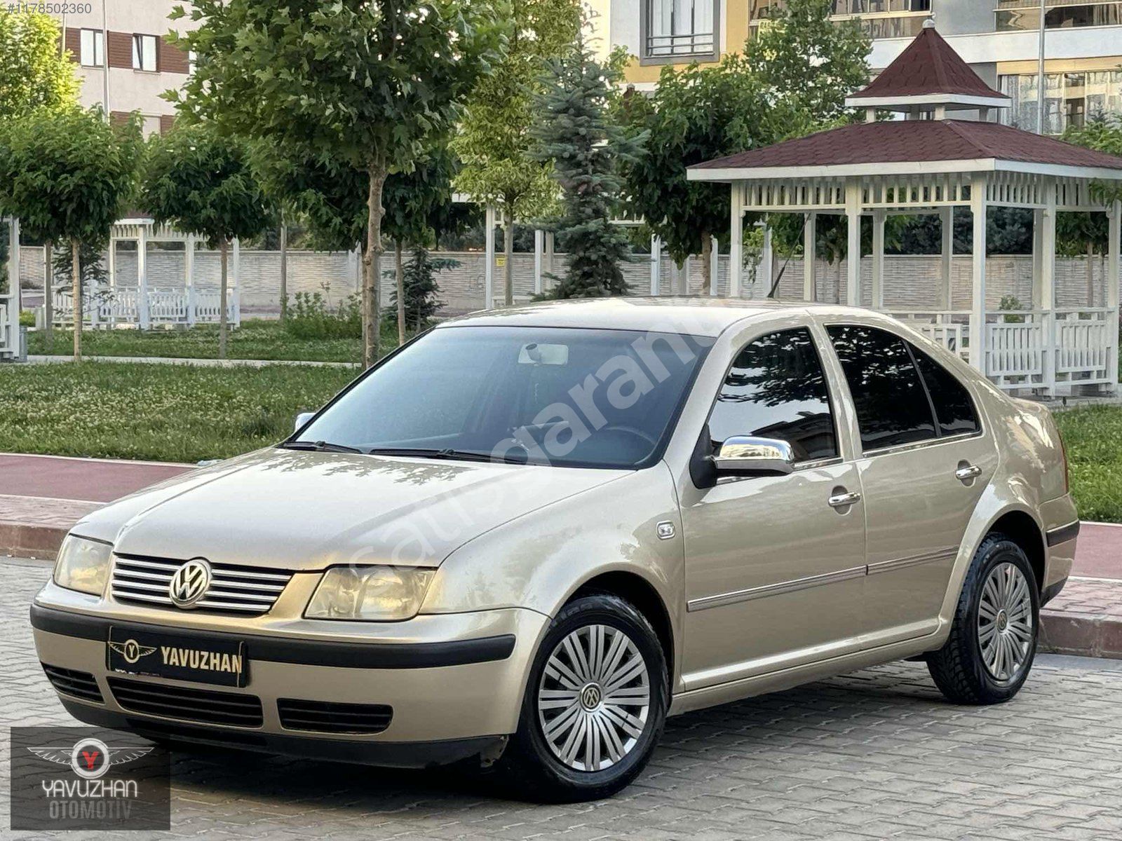 YAVUZHAN' 2003 HATASIZ VW BORA 1.6 16 WALF PASİFİC