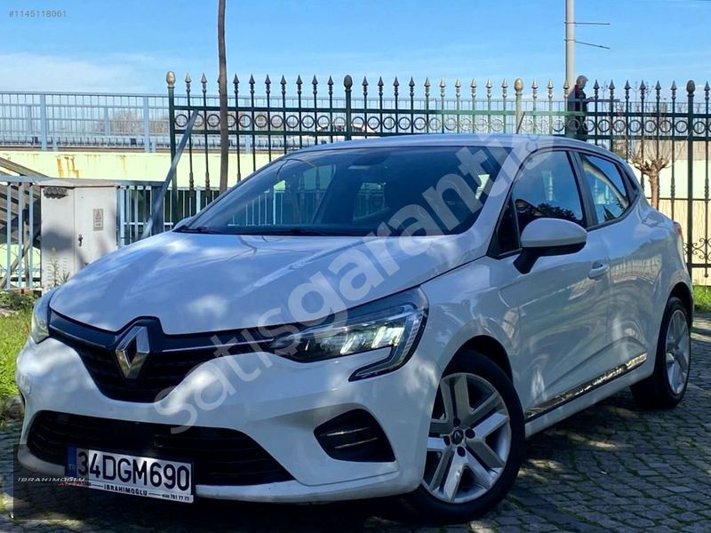 BAKIMLI 2020 RENAULT CLİO HB 1*3Tce TOUCH EDC 130HP 177000KMDE