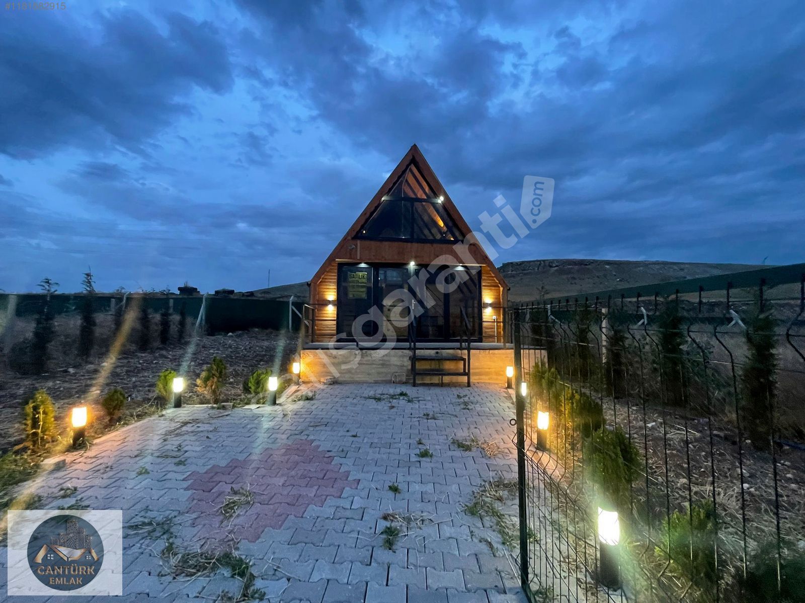 **CANTÜRK EMLAK'TAN AKYURT CÜCÜKTE SİTE İÇERİSİNDE BUNGALOV EV**