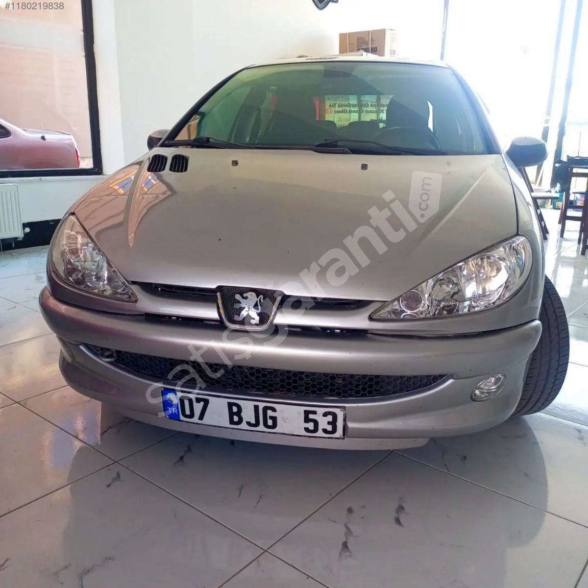 206 dizel masrafsız.