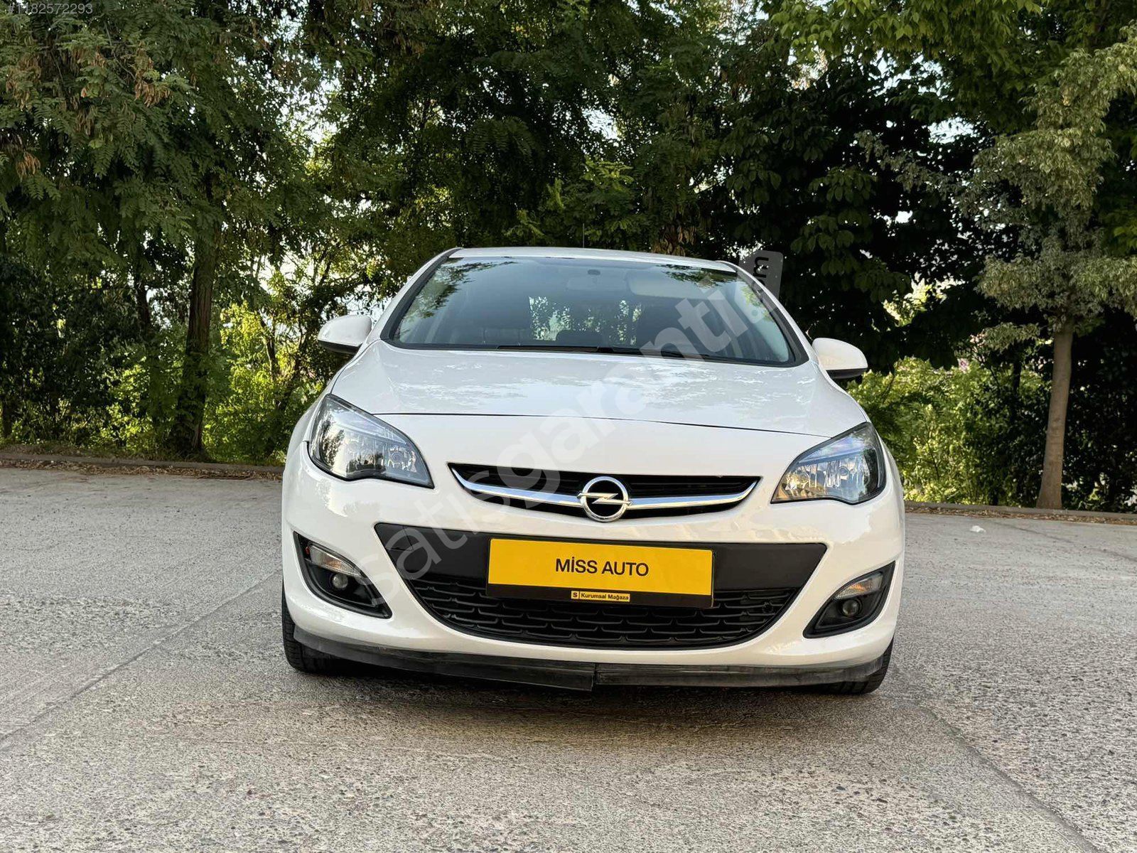 MİSS AUTODAN OPEL ASTRA 1.4 T EDİTON PLUS