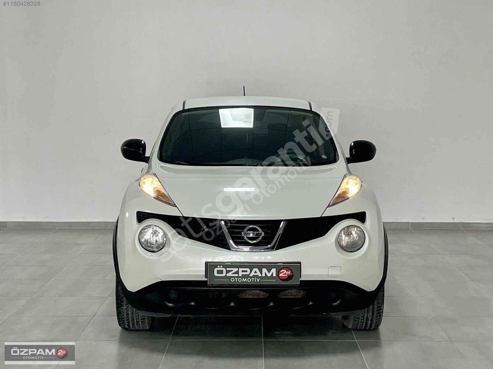 ÖZPAM 2.EL'DEN 2013 NİSSAN JUKE 1.5 dCi VİSİA 110 BG