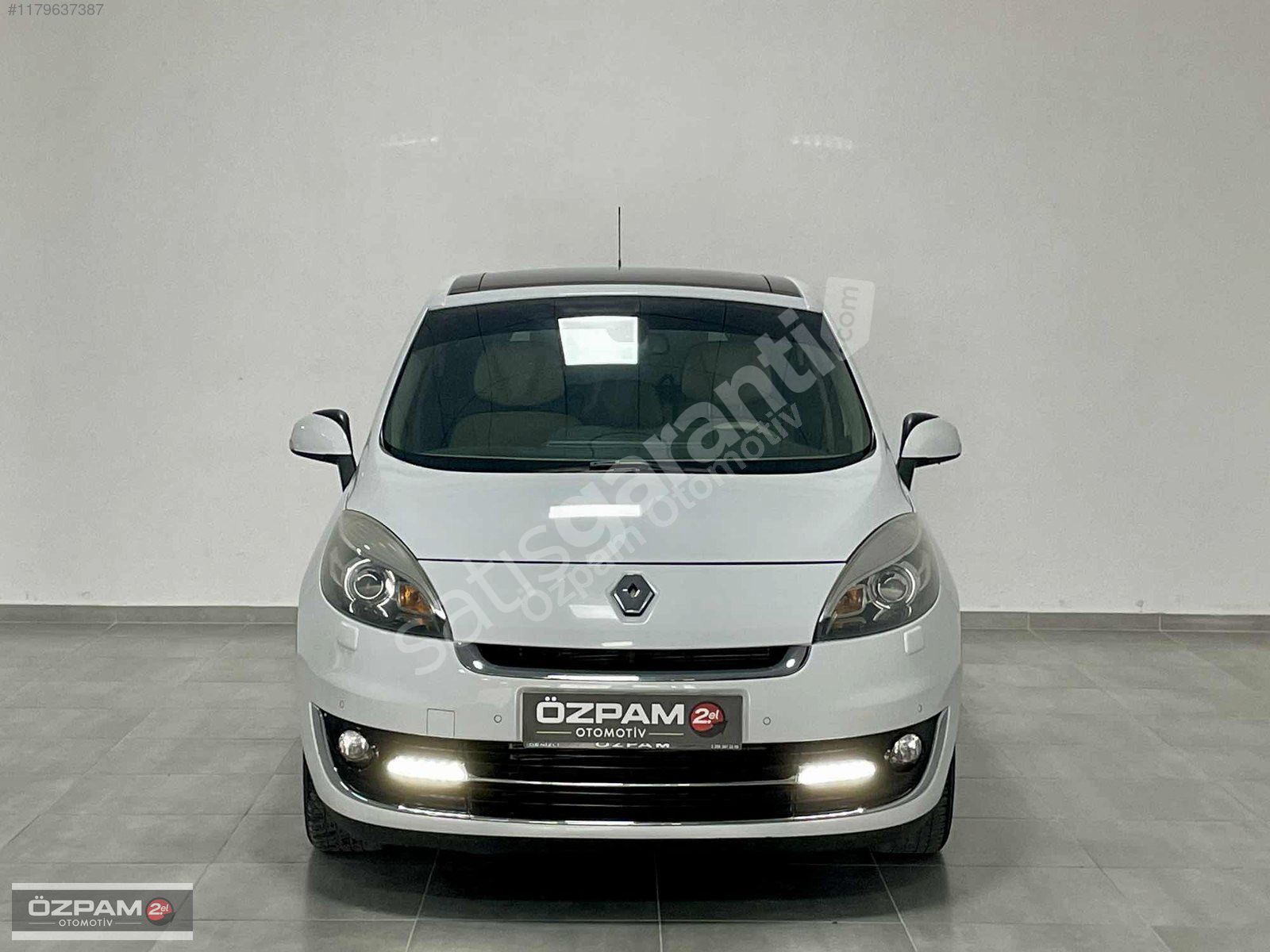 ÖZPAM 2.EL'DEN 2012 RENAULT GRAND SCENİC 1.5 DCİ PRİVİLEGE 110BG
